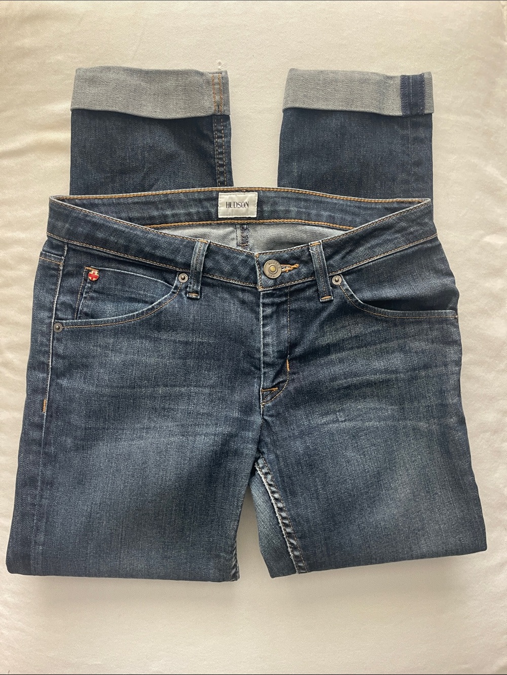Hudson Jeans Women's Size 28 Straight Leg Jeans in Dark Denim Blue